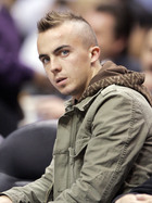 Frankie Muniz : frankiem_1287858390.jpg