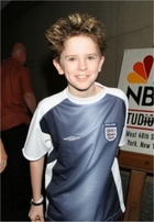 Freddie Highmore : TI4U_u1146669493.jpg