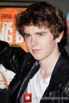 Freddie Highmore : freddie-highmore-1405342941.jpg