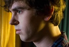 Freddie Highmore : freddie-highmore-1536561488.jpg