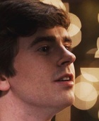 Freddie Highmore : freddie-highmore-1628365859.jpg