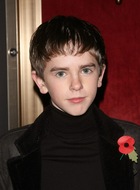 Freddie Highmore : freddie_highmore_1195776531.jpg