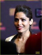 Freida Pinto : freida-pinto-1370210126.jpg