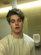 Froy : froy-1505195579.jpg