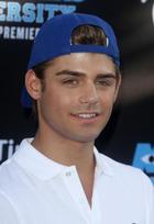 Garrett Clayton : garrett-clayton-1374694874.jpg