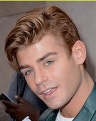 Garrett Clayton : garrett-clayton-1467141860.jpg