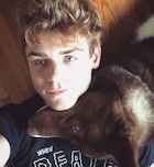 Garrett Clayton : garrett-clayton-1494461881.jpg