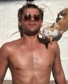 Garrett Clayton : garrett-clayton-1524427201.jpg