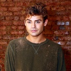 Garrett Clayton : garrett-clayton-1546985042.jpg