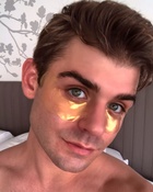 Garrett Clayton : garrett-clayton-1561251242.jpg