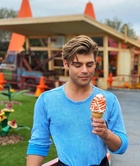 Garrett Clayton : garrett-clayton-1583048702.jpg