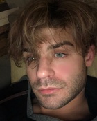 Garrett Clayton : garrett-clayton-1587542402.jpg