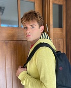 Garrett Clayton : garrett-clayton-1628350382.jpg