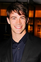 Grant Gustin : grant-gustin-1328587160.jpg