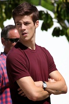 Grant Gustin : grant-gustin-1448663658.jpg