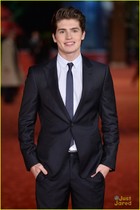 Gregg Sulkin : gregg-sulkin-1387739284.jpg