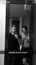 Gregg Sulkin : gregg-sulkin-1472596745.jpg