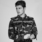 Gregg Sulkin : gregg-sulkin-1492289281.jpg