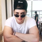 Gregg Sulkin : gregg-sulkin-1493688241.jpg