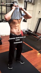 Gregg Sulkin : gregg-sulkin-1494698152.jpg