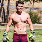 Gregg Sulkin : gregg-sulkin-1498210414.jpg