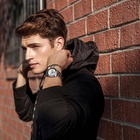 Gregg Sulkin : gregg-sulkin-1535525702.jpg