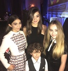 Hailee Steinfeld : TI4U1418855578.jpg