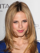 Halston Sage : halston-sage-1359432184.jpg