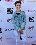 Hayden Summerall : hayden-summerall-1531666468.jpg