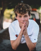 Hayden Summerall : hayden-summerall-1567456331.jpg