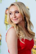 Hayden Panettiere : hayden_panettiere_1223227662.jpg