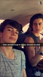 Hayes Grier : TI4U1442750881.jpg