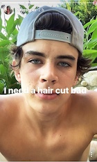 Hayes Grier : hayes-grier-1473893641.jpg