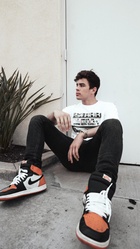 Hayes Grier : hayes-grier-1528385041.jpg