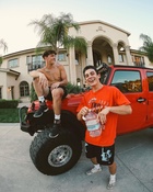 Hayes Grier : hayes-grier-1602983342.jpg