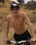 Hayes Grier : hayes-grier-1604191142.jpg