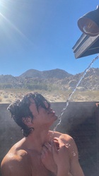 Hayes Grier : hayes-grier-1646001721.jpg