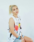 Hayley Kiyoko : hayley-kiyoko-1488783677.jpg