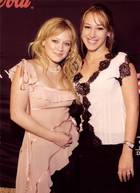 Hilary Duff : TI4U_u1247091446.jpg