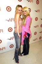 Hilary Duff : TI4U_u1262643449.jpg