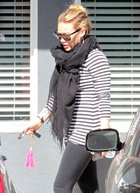 Hilary Duff : hilary-duff-1324222002.jpg