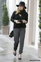 Hilary Duff : hilary-duff-1371080205.jpg