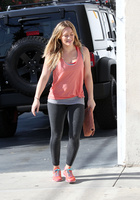 Hilary Duff : hilary-duff-1390423002.jpg