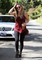 Hilary Duff : hilary-duff-1395154051.jpg