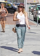 Hilary Duff : hilary-duff-1395154080.jpg