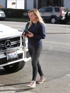 Hilary Duff : hilary-duff-1425401072.jpg