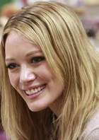 Hilary Duff : hillary_duff_1226005195.jpg