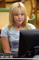 Hilary Duff : hillary_duff_1240187295.jpg