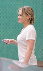 Hilary Duff : hillary_duff_1251426573.jpg