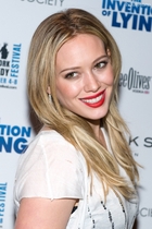 Hilary Duff : hillary_duff_1254159080.jpg